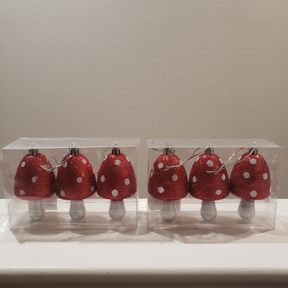 Christmas toadstool ornaments 6 pk